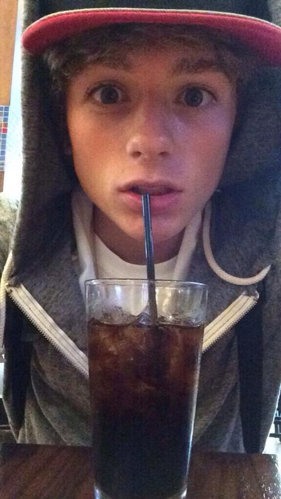 dylandauzat tweet picture