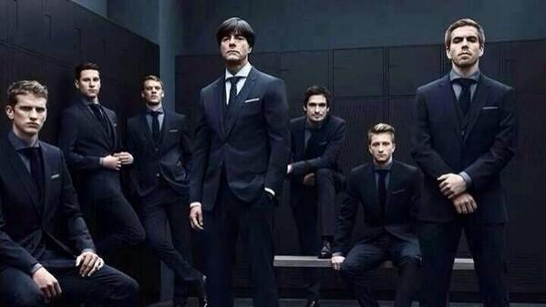 AmannamedJoshua's tweet image. Germany step out like.. #TheGermans🇩🇪 #GoTeamGo #ClassIsNowInSession #DayOneTeam