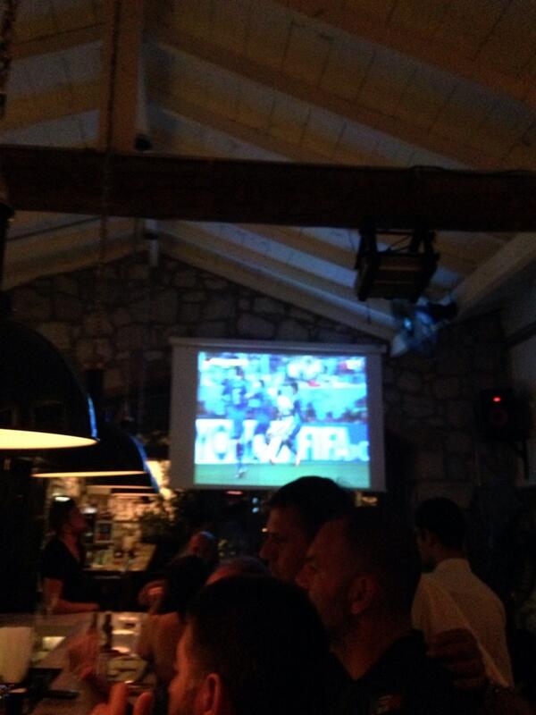 Sercansuer's tweet photo. Panzerler👍👍 (@ Alarga w/ 8 others) http://t.co/Fyo1ZDjcOY http://t.co/blN2QkH40p