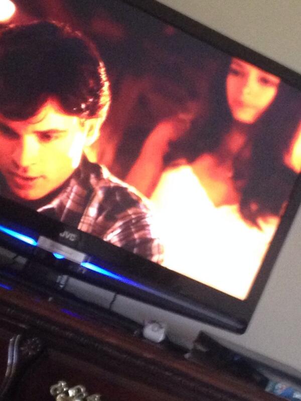 <a href="/Clark_El_Kent/">Clark Kent</a>  Surprise! I love you!