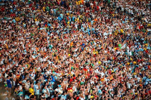 SECOND HALF BEGINS!
#GER 0 #ARG 0
Live: bit.ly/1zzbMTH   #WorldCupFinal #argentinavsgermany2014