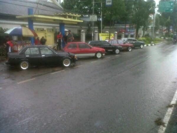 #OldskoolSyndicate baksos "Berbagi Ta'jil" july 13th 2014 at parkiran SMAN 1 Bandung jalan Dago