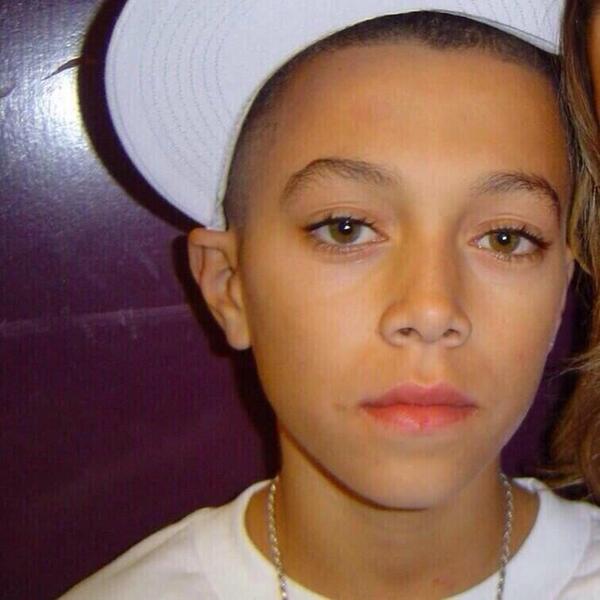 KalinWhite's tweet image. When bae doesn't text back 😂