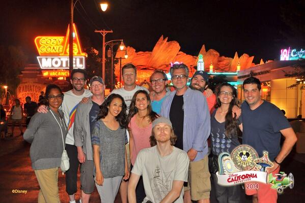 MoTancharoen's tweet photo. I love working with these people. Especially when work means going to Disneyland. #AgentsofSHIELDwriters http://t.co/iGtNYBEXwB