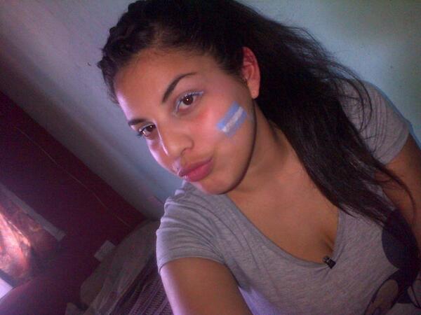 NicoleTeam0's tweet photo. #daleargentinalpmqtp http://t.co/5l6o1jhejv