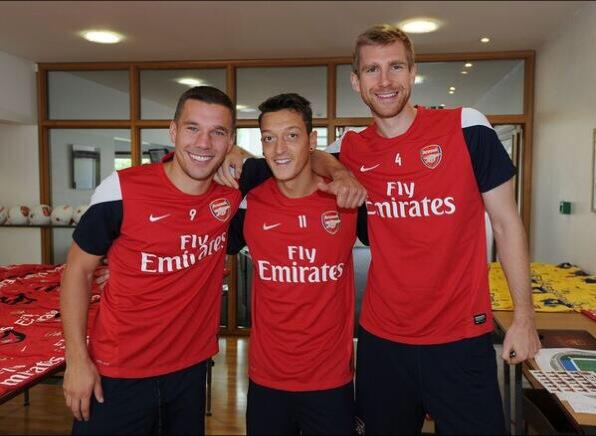 piersmorgan's tweet image. Arsenal win the World Cup! >