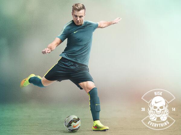 nike football twitter