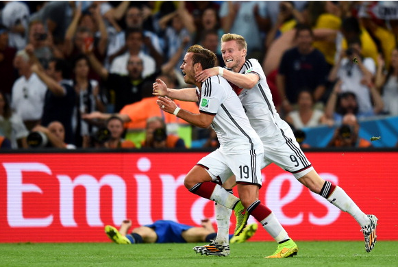 TNTSportsBR's tweet photo. RESPEITA O MENINO GÖTZE! http://t.co/KtlrNKilt6