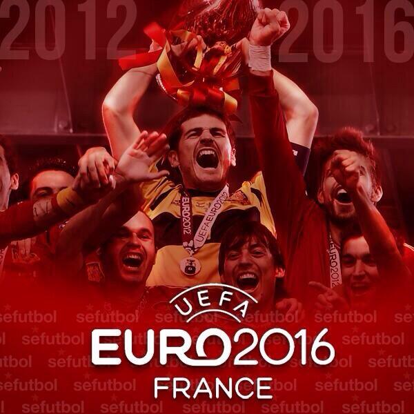 SEFutbol's tweet photo. Nuestros sueños están en Francia'16. Defendemos título y queremos seguir reinando en Europa. ¡RT si contamos contigo! http://t.co/x7v3RZxK7t