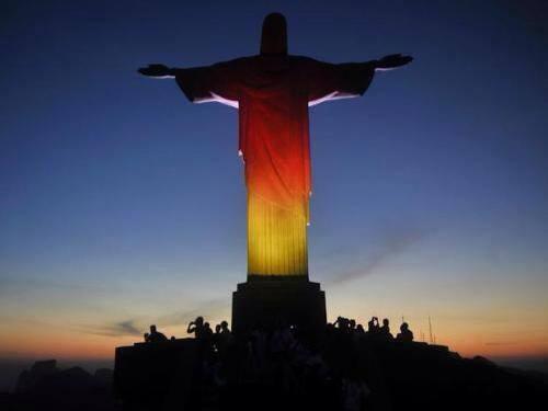 lvmworld's tweet photo. Que buena final la de el #Mudial #Brasil2014 la verdad es que la tiene bien merecida @DFB_Team #GER 1 #ARG 0 http://t.co/zFYWzZVORz