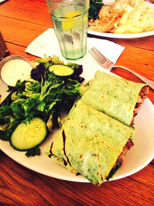 KamCattrall's tweet photo. Grilled steak wrap 😋 http://t.co/NFZYd18uVP