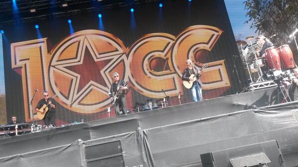 ckiefer1233's tweet photo. @10ccWorld @mickwilsonmusic @BSTHydePark amazing day today X loved every minute X http://t.co/iUr0lwgLIW