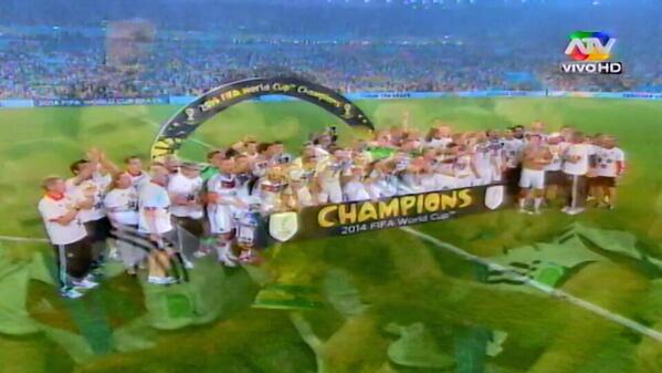 MrDiegetOo's tweet photo. Campeones! Germany 2014 :D http://t.co/KOdmEdezls