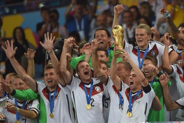 itsmuzza2004's tweet photo. ✅#FOLLOWTRICK
✅FOLLOW ME
✅FOLLOW ALL &amp; #RETWEET
✅#TEAMFOLLOWBACK   
✅#MUZZAFOLLOWTRAIN 

#GERMANY WINS WORLD CUP http://t.co/Qx6rGdoaqs