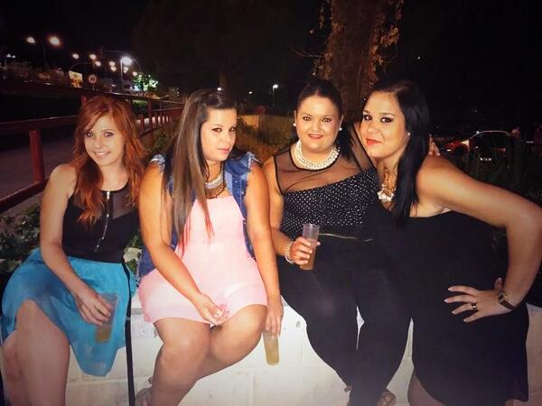 pilarnieto_4's tweet photo. Ellas!! #BN http://t.co/yalotukUSe