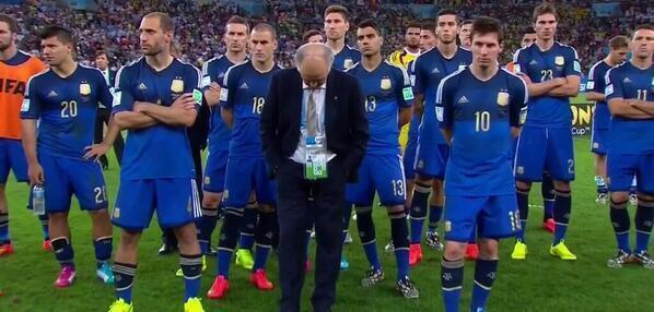 La copa la tienen ellos pero la gloria es nuestra.