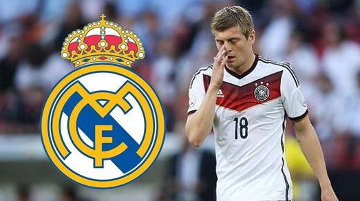 Mercado_Futbool's tweet image. Toni Kroos: "Hoy puedo conseguir dos sueños, ser campeón del mundo y nuevo jugador del Real Madrid".