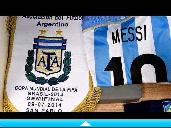 16Far's tweet photo. ميسي بلا منازع استحق جائزه أفضل لاعب في المونديال http://t.co/WPVXAOO393