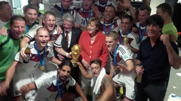 BsdXWAGIcAIcasC Angela Merkel took part in Germanys World Cup winning selfie [Pictures]