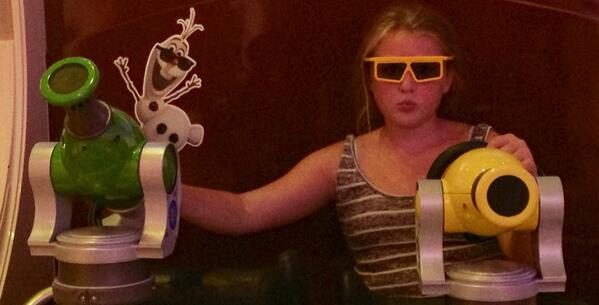 Dena_Cornforth's tweet image. More fun with Olaf!  #olafsummervacation