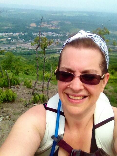 CoachCathyB's tweet photo. #familiesonfoot @AmericanHiking @MoosejawMadness selfie!! http://t.co/jcUlgRwihr