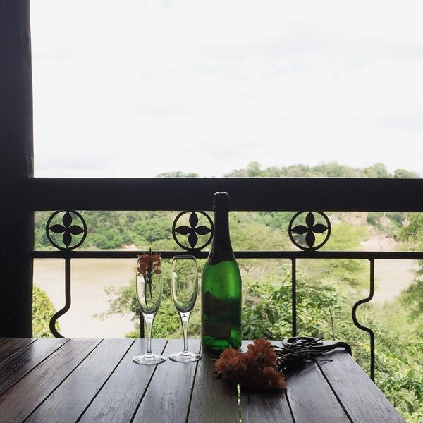 For the happy couple in our honeymoon suite #chilogorge #honeymoon