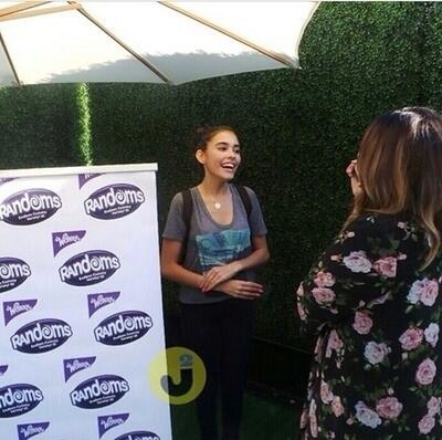 wiIIgrahcm's tweet image. her laugh omg