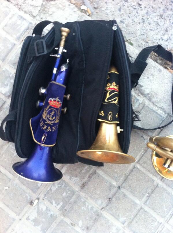 Por donde toque siempre recuerdo en mi corneta mi cuerda de mi gente grande de <a href="/angustias_cabra/">angustias de cabra </a>