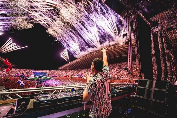 So cool to see flags from all over the world at the @ULTRAEurope festival last night!