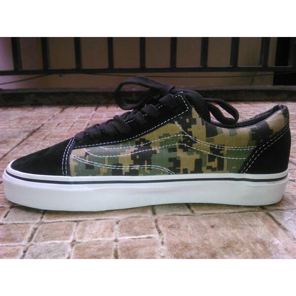 vans old skool camo army