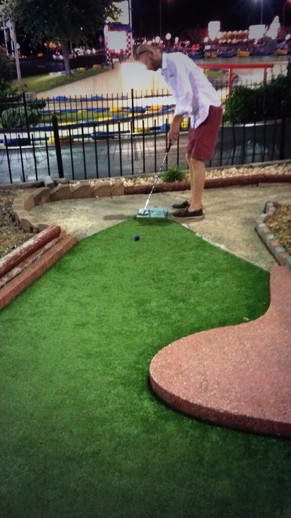 kristalee_a's tweet photo. Mini golf with the ex golf pro 😜 http://t.co/hadKx5jY2v