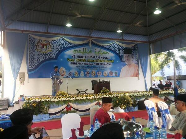 PLP676's tweet photo. RT @norisma05 ucapan dr dato @Zahid_Hamidi #iftarKDN2014 @KP_RELA @relamalaysia @RelaMachang #1KDN http://t.co/PH7VmwcYMN