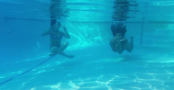 swagapang's tweet image. i reaaallllllyyyy like this phone (and these people) #galaxys5 #pooltest