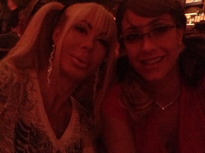 Hangin with miss Notty @EvaNotty at the #rainbow http://t.co/YZfshTCBjQ<a class="tags" href="/tag/evanotty">@evanotty</a><a href="/tag/rainbow"class="tags">#rainbow</a>