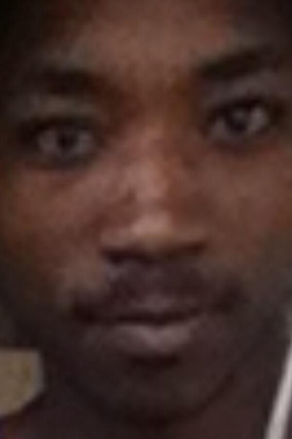 Hopoptutamus's tweet photo. This nigga @basedniglet look like he about to karate chop a bitches neck http://t.co/K4B1BzAy5y