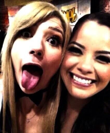arminlokos's tweet photo. Las quiero mucho @ArelyTellez @JazminconJ #Armin http://t.co/EESlywjslG