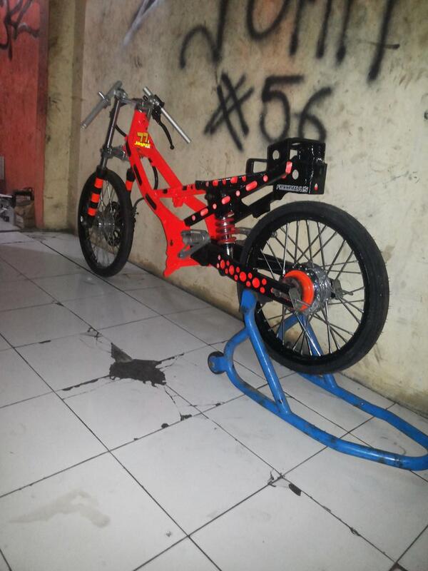 afad_'s tweet photo. waiting for engine..tunning by #ferejayus http://t.co/XUVIPlGHBa