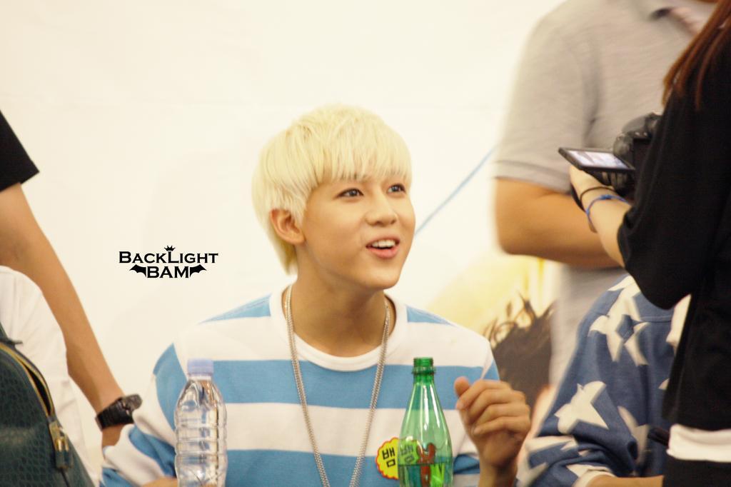 BsezQSSCAAAPd4B.jpg:large