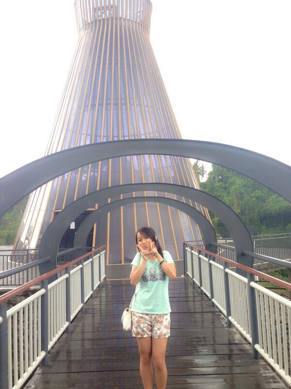 melaniaputri (@melaniaputri_) on Twitter photo 