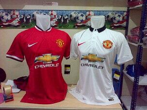 77_jerseys's tweet photo. @rikomalau udh gan ready stock home dan away... 100rb http://t.co/QQRy9m0isV