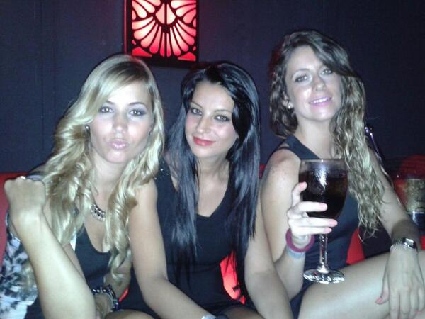 rocioner's tweet photo. En el cumple de mi wa http://t.co/M2yVthwMNK