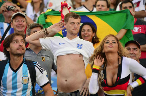 BsgRW9QCQAAUJkP.png:large