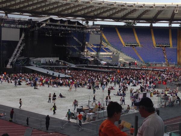 JessiCalisti27's tweet photo. La visuale del palco: #modastadi2014 #olimpico #dearjackstadi http://t.co/w3e9K9A5V5