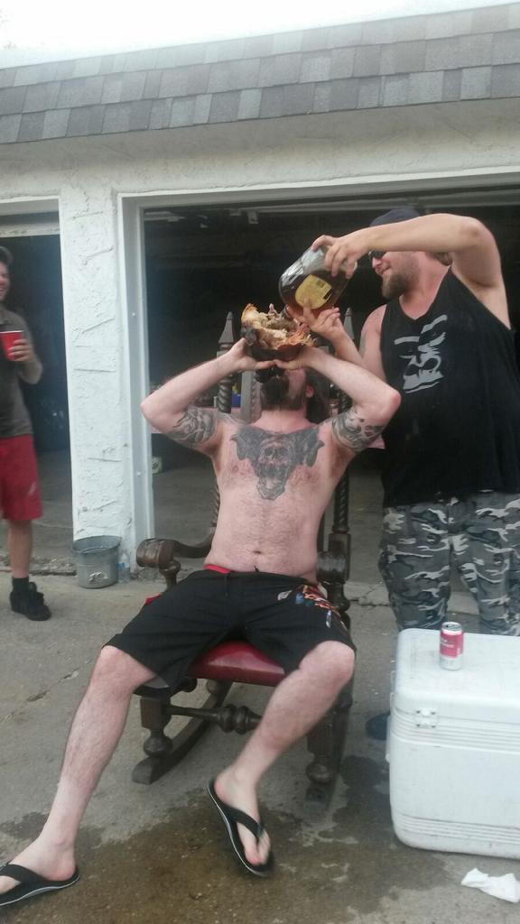 tramp_stamper's tweet photo. PIGHEAD WHISKEY SHOTS!!! #redneckbastards #whiskey #gettingpissedassdrunk #rockandroll #pantera http://t.co/rMLiyPlibA