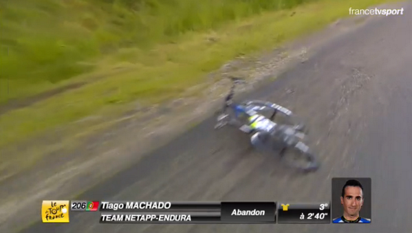 [Imagem: Bsge1wtCEAEqUCD.png]