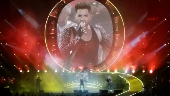 BOS lady tweet media