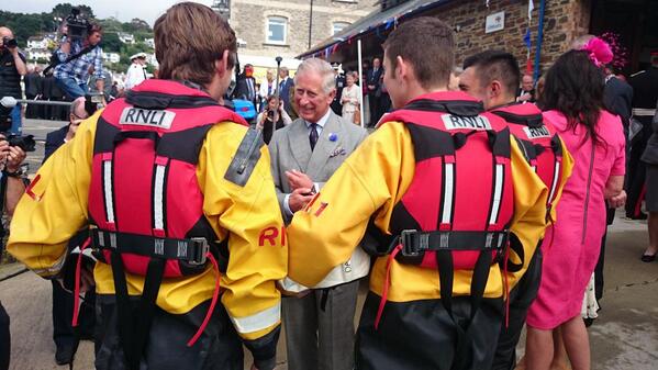 ClarenceHouse's tweet image. The Prince and The Duchess met @RNLI volunteers at #Looe&apos;s new pontoon before their walkabout through the town