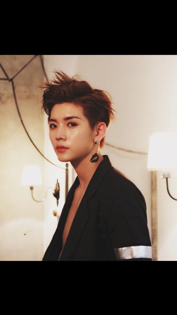 Bsgr5T5CYAANHrm.jpg:large