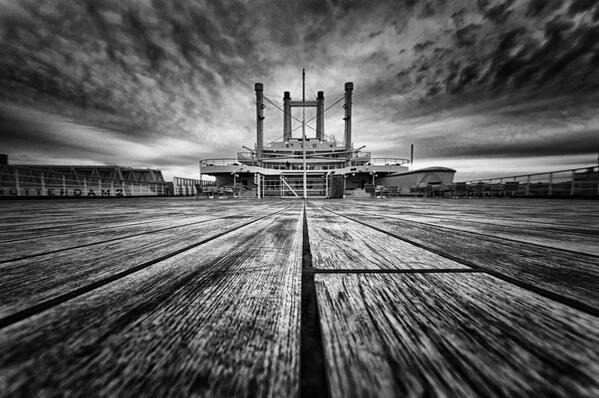 zoomnl's tweet photo. Foto van de dag: SS Rotterdam - Flot  http://t.co/SdHBvXda11 http://t.co/14R74yckJn