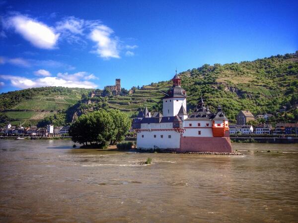 Cruising the Upper Middle Rhine Valley on a KD Ship. German WHS 35 of 39!! #timetravelbytrain